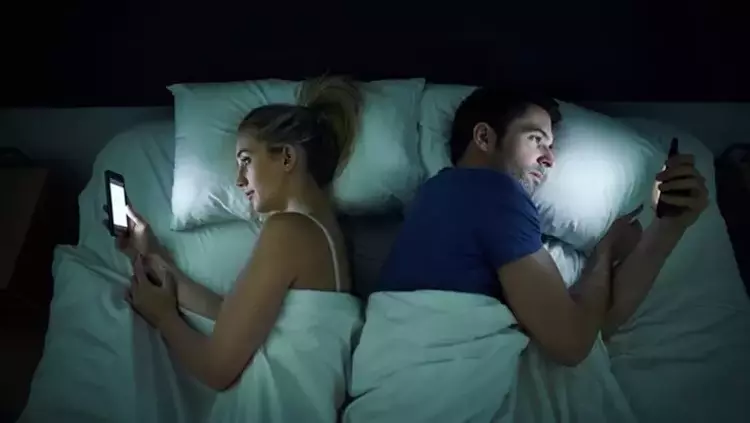 İlişkide ihanet: Önceden fark edilebilecek belirtiler